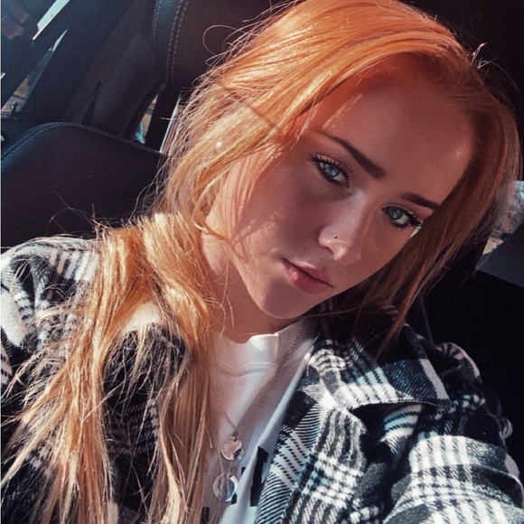 julia_beard